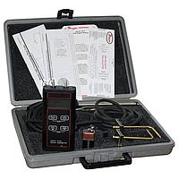 Dwyer 477-1T-AV Compact Handheld Manometer Kit, 0-20 inH2O, ± 0.5% F.S. Accuracy (± 0.5 %, 20 inH₂O)