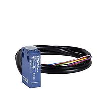 Telemecanique ZCMD41L1 Limit Switches LIMIT SWITCH 240VAC 5A METAL ZCMD