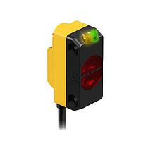 Banner Engineering QS18VN6DBQ5 Photoelectric Sensors WORLD-BEAM QS18 Series: Diffuse (Flush Front); Range: 450 mm; Input: 10-30 V dc; Output: Complementary Solid-State NPN; 150 mm (6 in) M12 Pigtail QD