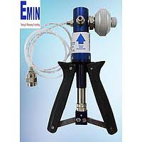 Pressure calibration equipment used in service and verification work