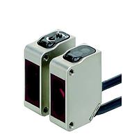 OMRON E3ZM-T63 Compact Photoelectric Sensor (800 mm)