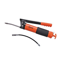 Pneumatic grease pump