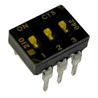 CTS Electronic Components 210-3LPSTD DIP Switches THROUGH HOLE, GOLD FLASH DIP SWITCH, 3-POLE, LOW PROFILE ACTUATOR, BOTTOM SEAL, TAPE SEAL, STRAIGHT TERMINAL FORM, TUBE PACK