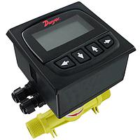 Dwyer DFMT-15A Digital Paddlewheel Flow Transmitter, 4-20 mA/Pulse Output, Compact Display (± 1.5 %, 194 °F, 17.61 GPM, 1/2 in, NPT Male, ABS, 12 to 24 Vdc, Removable Screw Terminal)