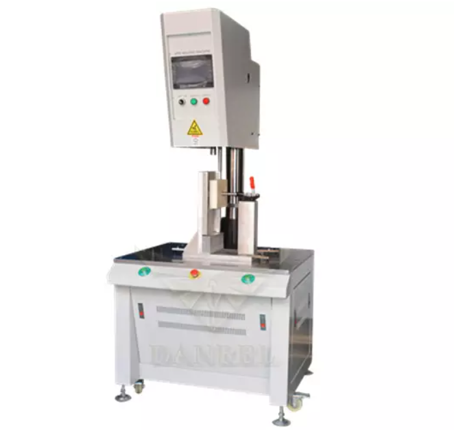 Industrial spin welding equipment for plastic component assembly