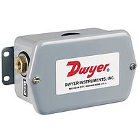 Dwyer 647-8 Wet/Wet Differential Pressure Transmitter, 4-20 mA, Temp Compensated (Differential, 30 psi, NPT Female, 1/8 in, IP56, NEMA Type 4)